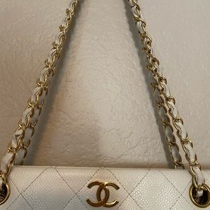CHANEL Lambskin Quilted Tote